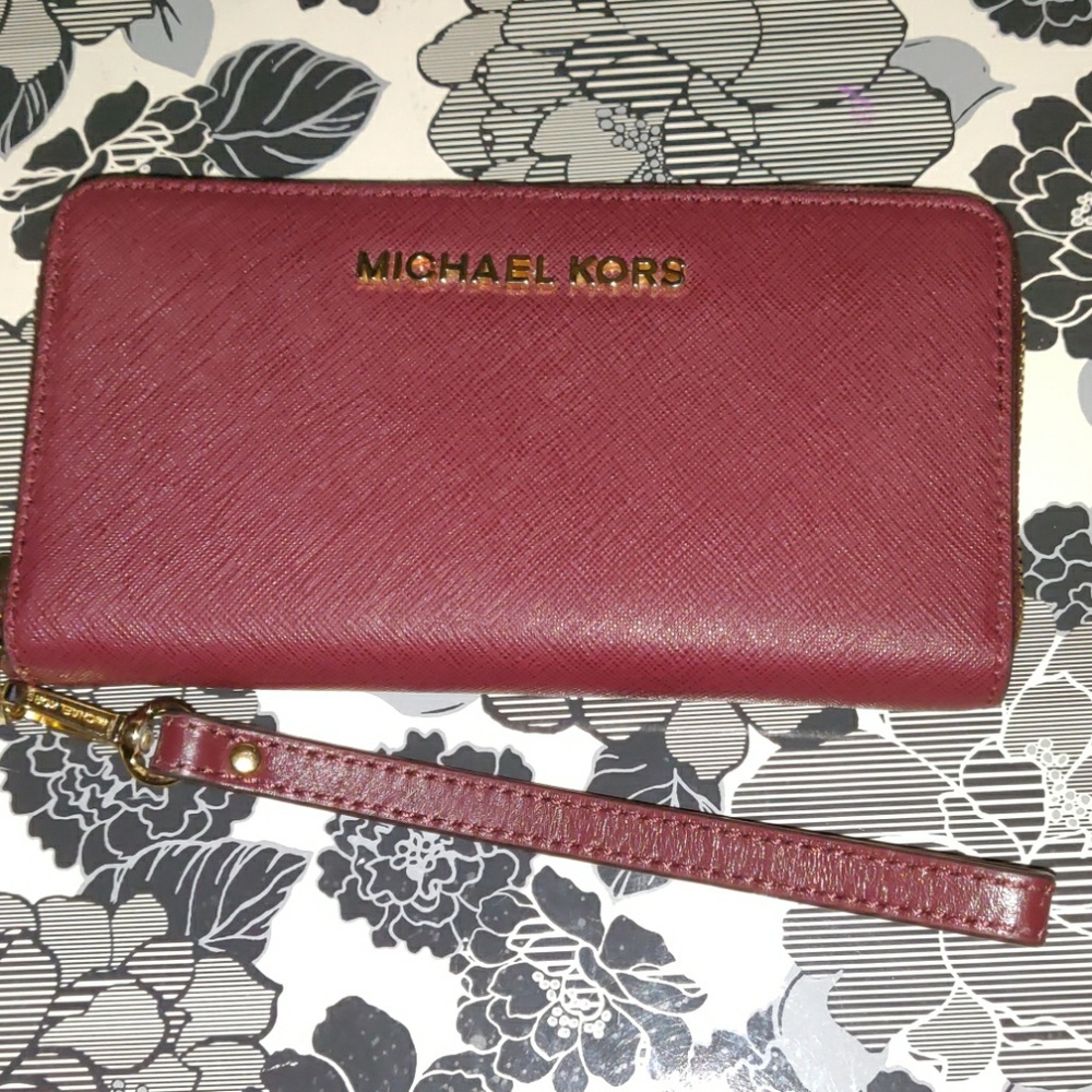 MK Small Wallet